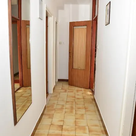 Sestan Apartman