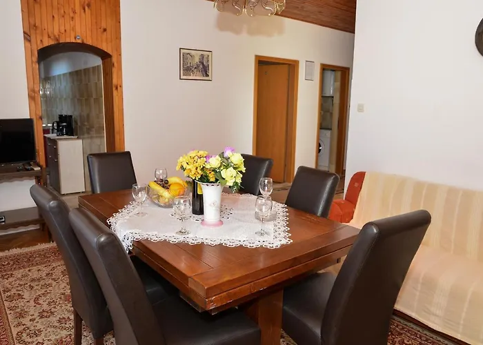 Apartament Sestan *
