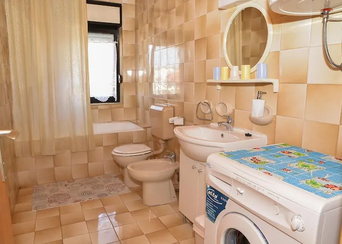 Apartament Sestan *