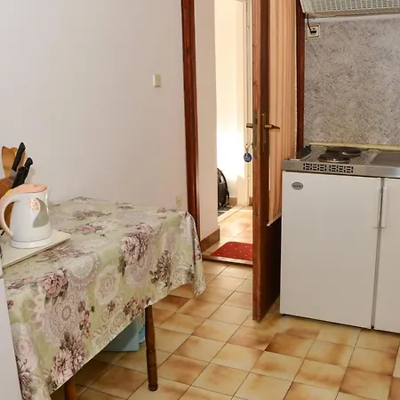 Sestan Apartment *