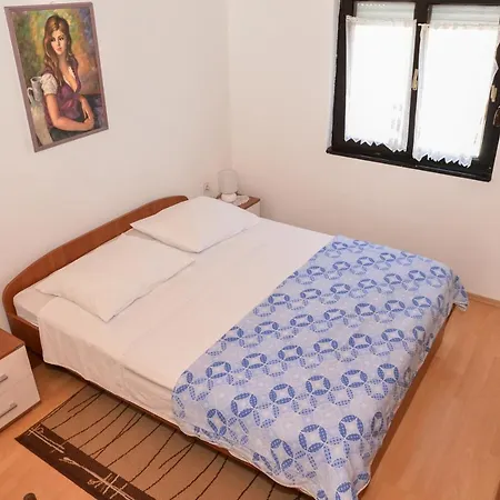 Apartment Sestan