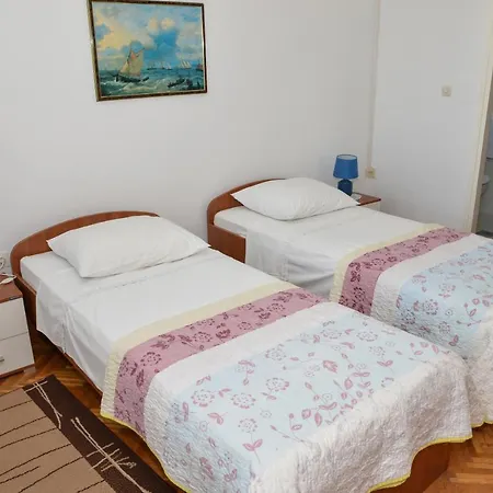Sestan Apartment *